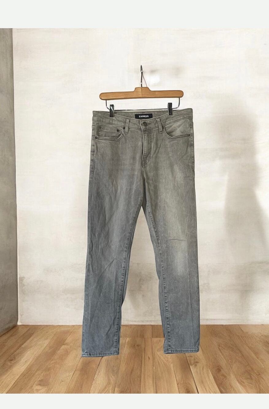 Express Men’s Gray Slim Fit Straight Denim Jeans Size 33 X 30